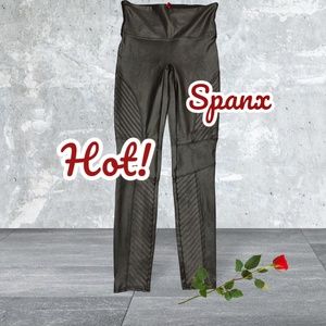 Black Spanx leggings Size M